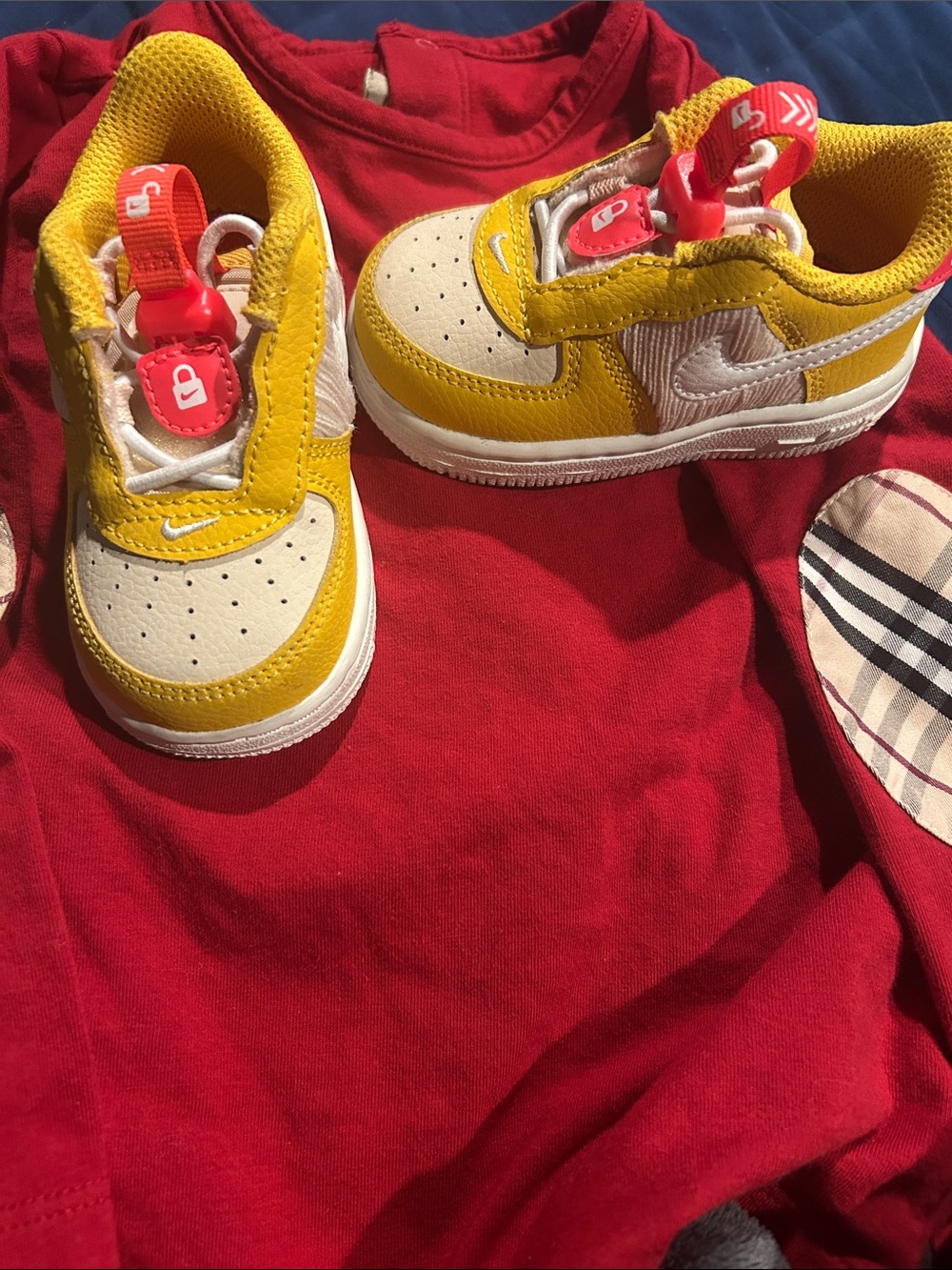 Nike Kids Yellow, White & Red Low-Top Sneakers